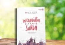 Resensi Buku: Wanita Berkarir Surga